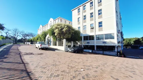 Wynberg Mews, Wynberg