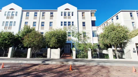 Wynberg Mews, Wynberg