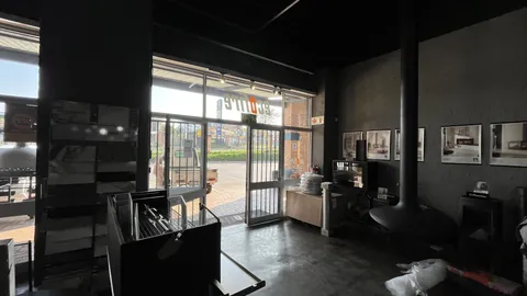 Fourways Value Centre, 9 Forest Dr, Pineslopes, Fourways