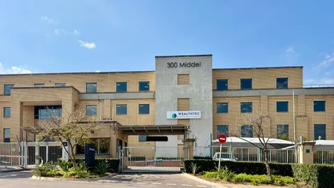 300 Middel Street