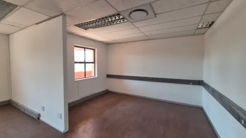 Offices To Let in Morningside (14).jpg