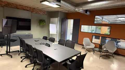 Office to let in Bryanston (8).jpeg