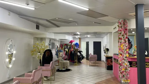 Heathway Shopping Centre