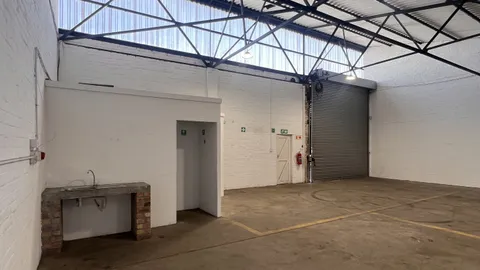 266m² Secure Industrial Unit to Let | Denval Park, Epping 2