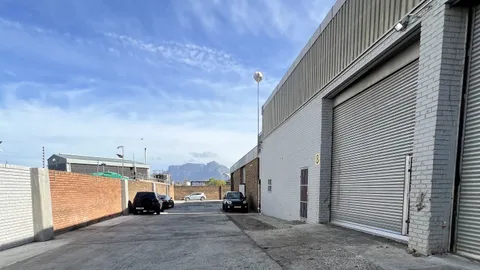 266m² Secure Industrial Unit to Let | Denval Park, Epping 2