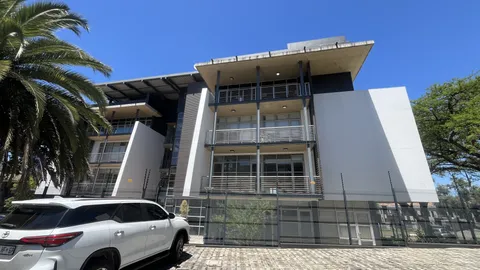 Soleil Building, Coachman's Crossing Office Park, 2 Brian Street, Bryanston, Sandton, 2191