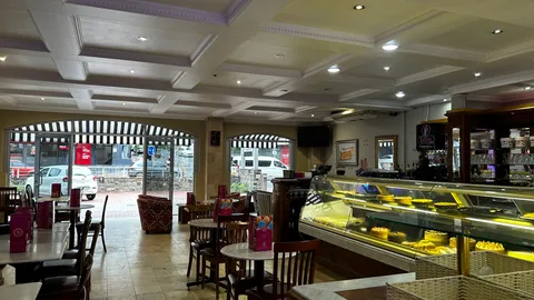 Sovereign Quay, 34 Somerset Road, Green Point