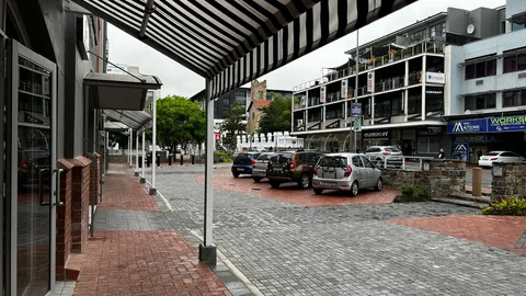 Sovereign Quay, gf retail (8).JPEG