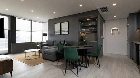 High-End Apartment On Auction: Section 404 of Scheme Umhlanga Rocks, 3 Ncondo Place, Umhlanga Ridge