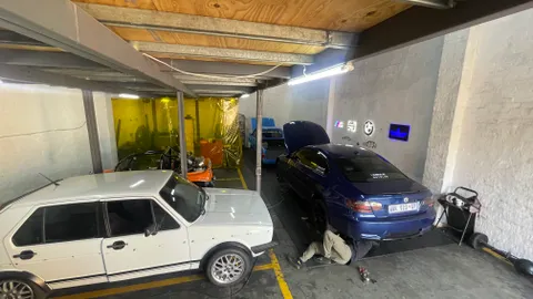 29 Golden Drive