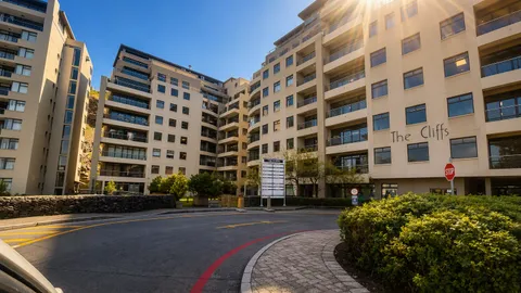 The Cliffs, 3 Niagara Road, Tyger Valley