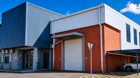 Longlake Edge Logistics Park
