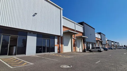 Longlake Edge Logistics Park