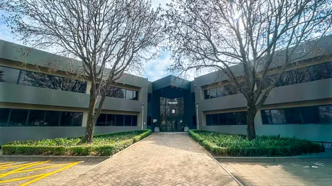 AMR Office Park, Concorde Road East, Bedfordview