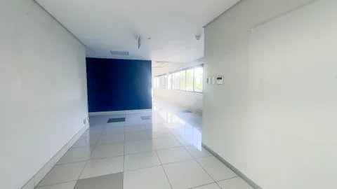 AMR Office Park, Concorde Road East, Bedfordview