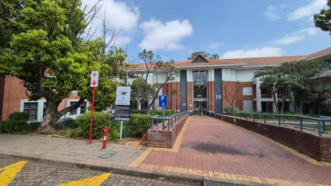 Woodlands Office Park, 20 Woodlands Drive, Woodmead