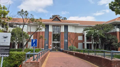 Woodlands Office Park, 20 Woodlands Drive, Woodmead