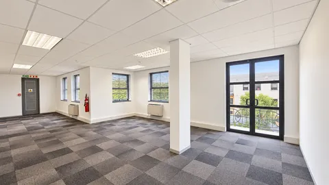 Office to let, 28 Fricker Road (5).png