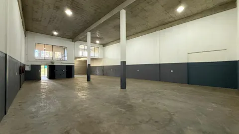 Pomona Business Park 