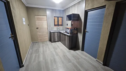 Tenanted Student Accommodation On Auction: 15 Chiselhurst Drive, Rossmore, Johannesburg