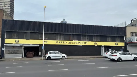 Versatile Industrial Asset with Offices On Auction: 37 Stalwart Simelane Street, Durban