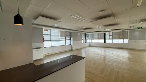 Office in Parkhaven (6).jpeg