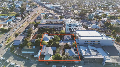 Development Opportunity in Claremont On Auction: 21,23 & 25 Selous Road and 148 & 150 Belvedere Road, Claremont