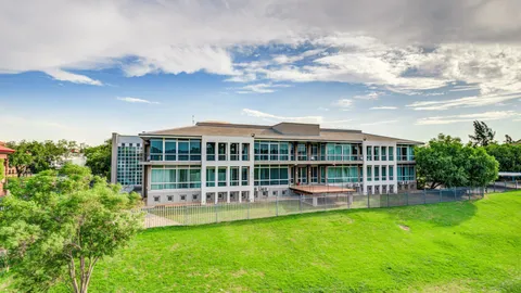 Vacant Commercial Office Building On Auction: 21, 23 and 25 Lakeview Crescent, Benoni