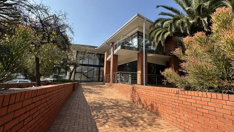 8 Viscount Road