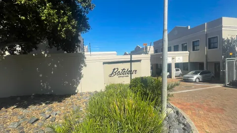 Bateleur Office Park, Pasita Street, Rosenpark