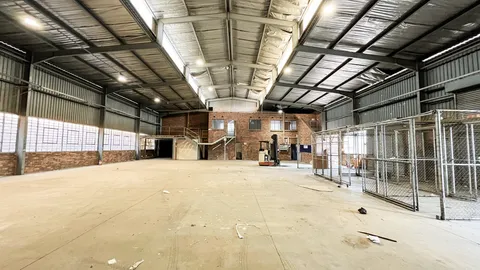 Industrial facility on Auction: 92 3rd Street, Booysens Reserve