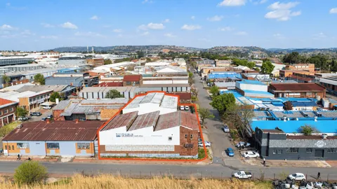 Industrial facility on Auction: 92 3rd Street, Booysens Reserve