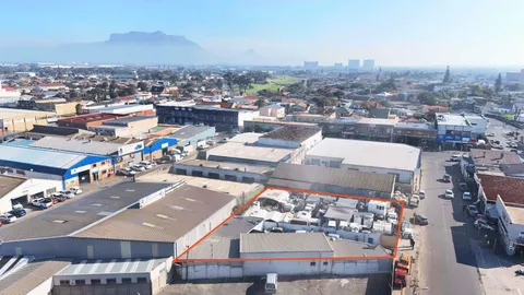 Tenanted Industrial Site On Auction: 9-11 Consani Road, Elsies River Industrial, Goodwood