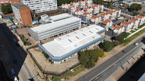 82 Pretoria Avenue