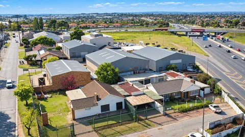 Zoned Industrial Development Opportunity with Highway Exposure On Auction: 42 & 44 Simon Street, Rustivia, Germiston