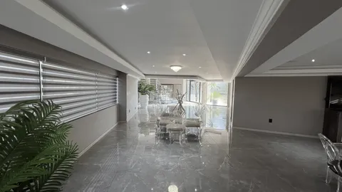 Luxury Home In Blue Valley Estate On Auction: 45 Paisley Avenue, Blue Valley Golf and Country Estate