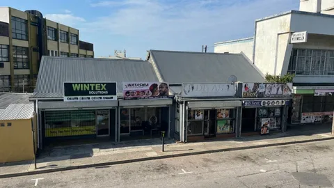 Tenanted Retail Units On Auction: 19 & 21 Rink Street, Gqeberha
