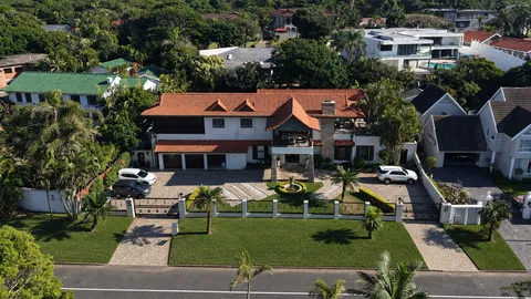 Prime Luxury Guest House On Auction: 5 Burnham Drive, Umhlanga Rocks