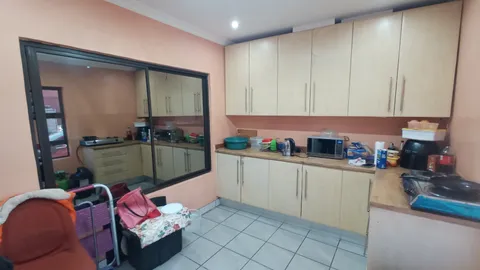 10A Weyers Road