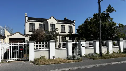 NSFAS Accredited Student Accommodation: 47 York Street, Cravenby, Goodwood 