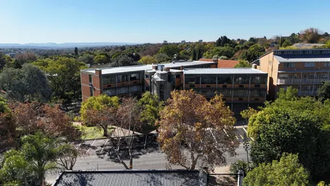 Multi-Storey Office Building with Parking On Auction: 31 Robin Hood Road, Robindale, Randburg