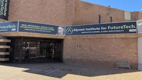 Vacant Inner-City Office Block On Auction: 100 Landdros Mare Street, Polowane Central