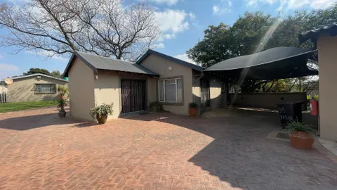 35 Jarrah road