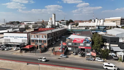 Dual Erven Multi Tenanted Industrial Site On Auction: 660A Pretoria Main Road, Wynberg