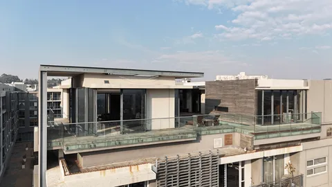 3-Bedroom Vacant Penthouse on Auction: Unit 423, 18 Kirby Road, Bedford Gardens