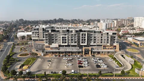3-Bedroom Vacant Penthouse on Auction: Unit 423, 18 Kirby Road, Bedford Gardens
