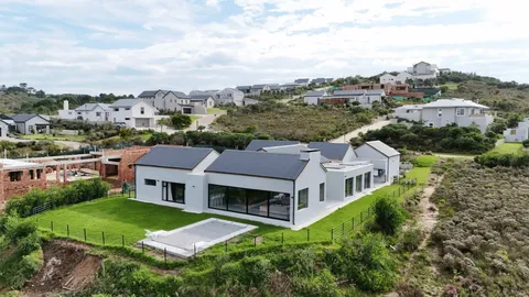 Newly Built Home On Auction: 8301 Erica Heath Close, Brackenridge Nature Estate, Plettenberg Bay