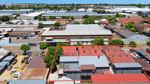 Industrial Facility On Auction: 33 3rd Street, Booysens Reserve, Johannesburg