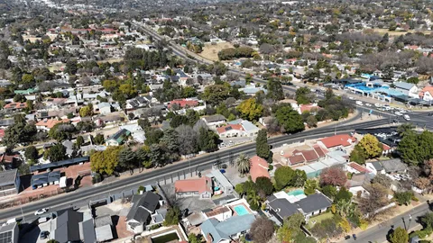 Income-Producing Business 3 Property On Auction: 26 & 28 Republic Road, Bordeaux