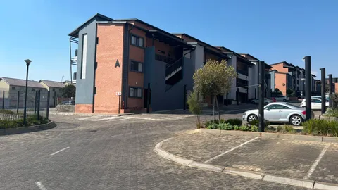 Secure Waterfall Apartment on Auction: 146 SS WATERFALL RIDGE APARTMENTS, 121 Berger Road